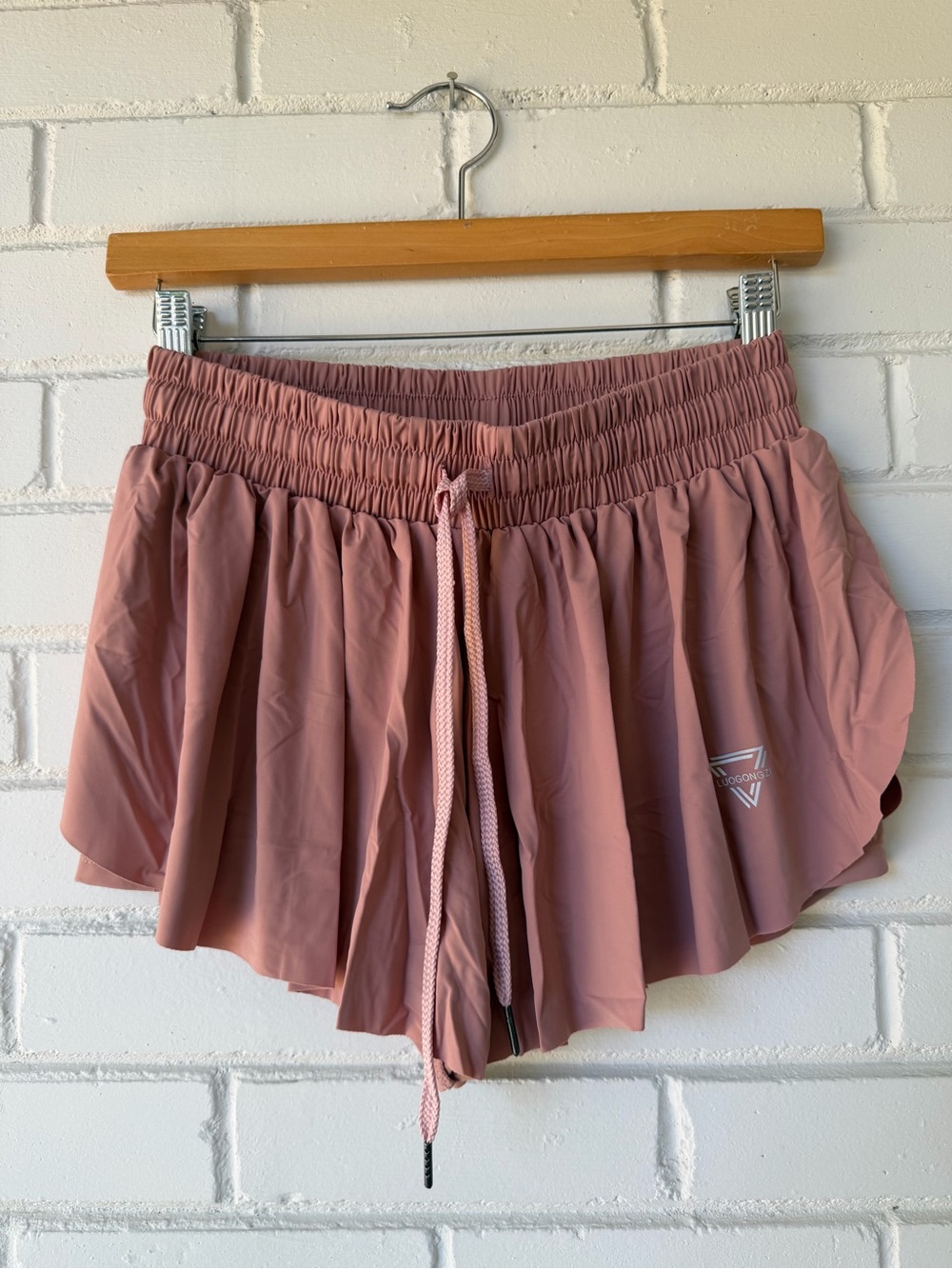 Luogongzi Women's 2-in-1 Flowy Running Shorts – Mauve / Dusty Rose – Size M